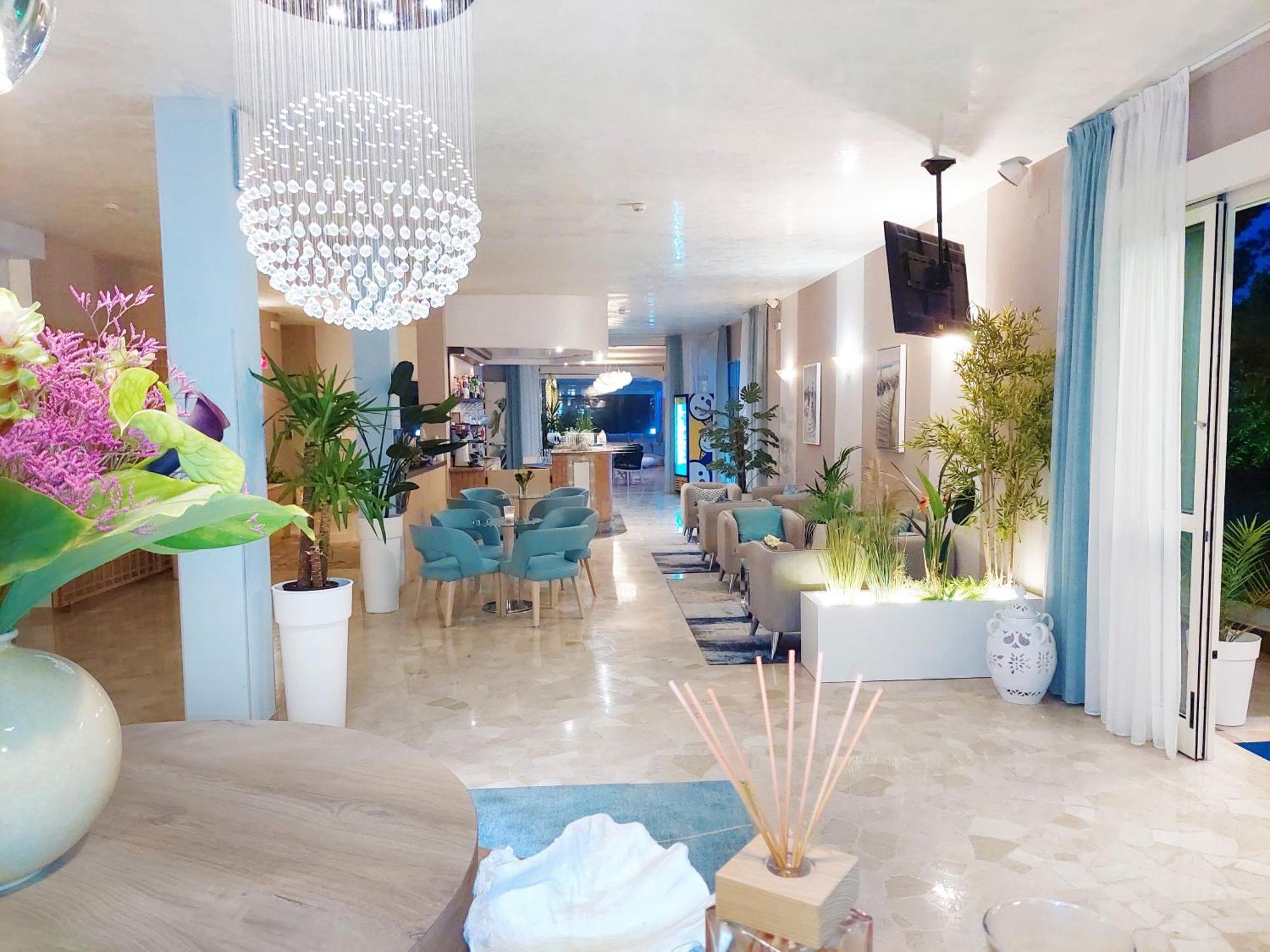 Hotel Hiki 3 Superior 3*